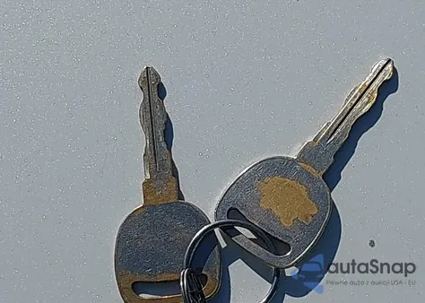 2004 Chevrolet Tahoe Lt z USA, uszkodzony, nr VIN 1GNEC13T44R304711